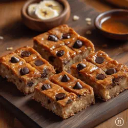 In today's fast-paced world, finding healthy yet delicious snacks can be a challenge. With busy schedules and the constant temptation of processed foods, many people turn to quick, often unhealthy options. However, if you're looking for a nutritious breakfast on the go or a satisfying mid-afternoon pick-me-up, Peanut Butter Banana Oat Bars are the perfect solution. Packed with wholesome ingredients and natural sweetness, these bars are not only easy to prepare but also incredibly satisfying. In this article, we will delve into the details of this recipe, its nutritional benefits, and tips for customization, ensuring you have all the information you need to make these delightful bars at home.